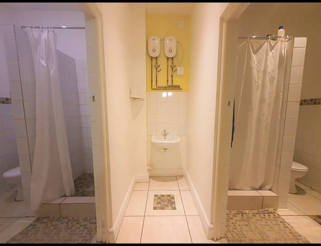 1 BEDROOM ROOM RENTED IN CAPE TOWN CITY CENTRE